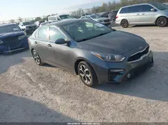 3KPF24AD2KE111236 2019 KIA FORTE