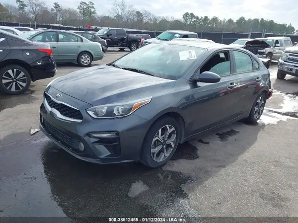 3KPF24AD2KE115920 2019 KIA FORTE - Image 2