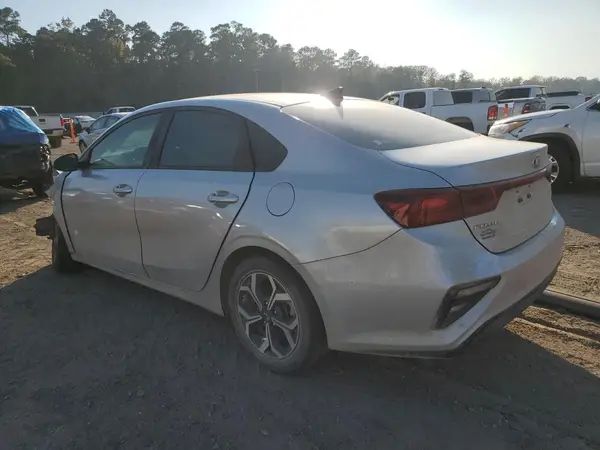3KPF24AD2KE116341 2019 KIA FORTE - Image 2