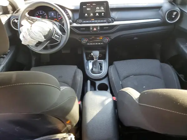 3KPF24AD2KE116341 2019 KIA FORTE - Image 8