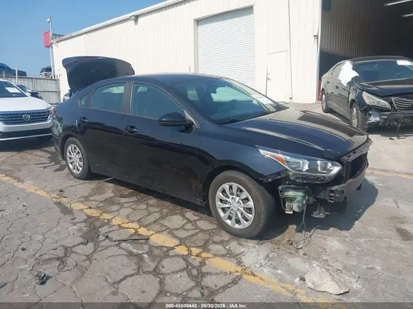 3KPF24AD2KE124083 2019 KIA FORTE - Image 1