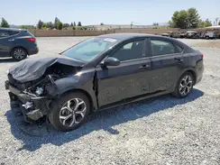 3KPF24AD2KE124374 2019 KIA FORTE