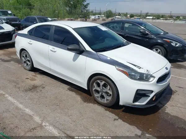 3KPF24AD2KE126514 2019 KIA FORTE - Image 1