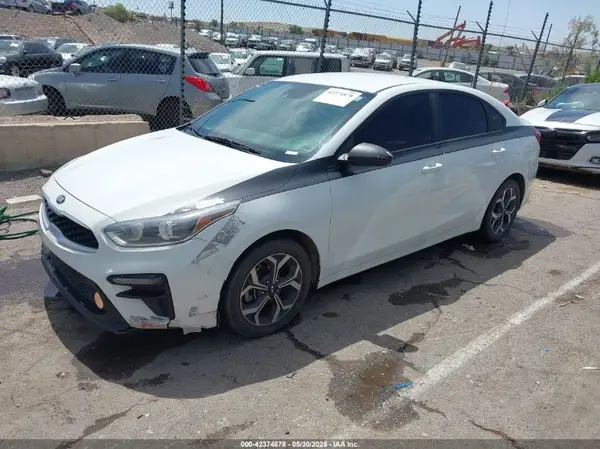 3KPF24AD2KE126514 2019 KIA FORTE - Image 2