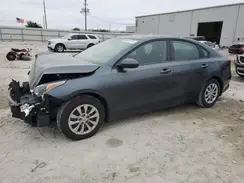 3KPF24AD2KE127596 2019 KIA FORTE