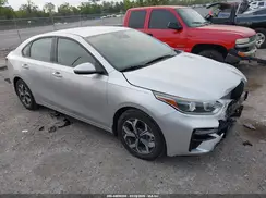 3KPF24AD2KE128750 2019 KIA FORTE