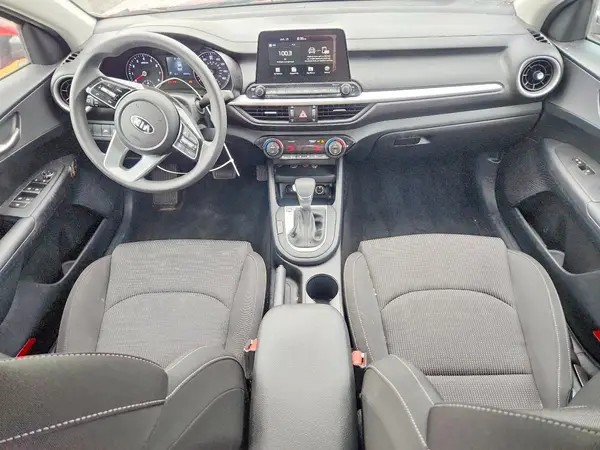 3KPF24AD2KE131020 2019 KIA FORTE - Image 8