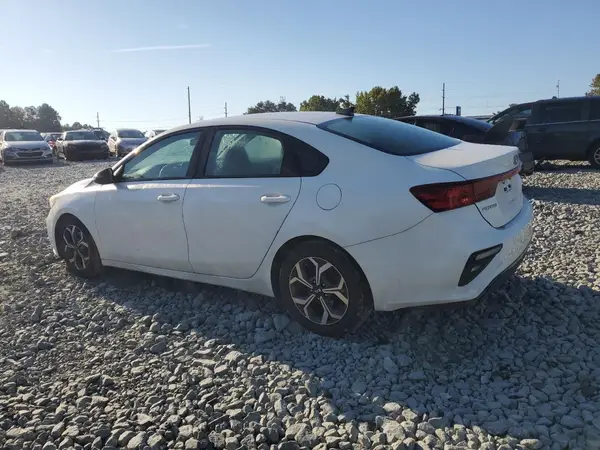 3KPF24AD2KE135701 2019 KIA FORTE - Image 2