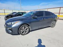 3KPF24AD2KE135715 2019 KIA FORTE