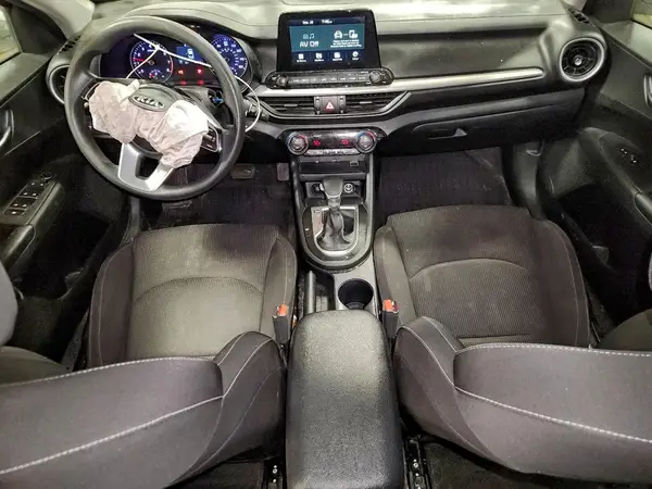 3KPF24AD2KE135858 2019 KIA FORTE - Image 8