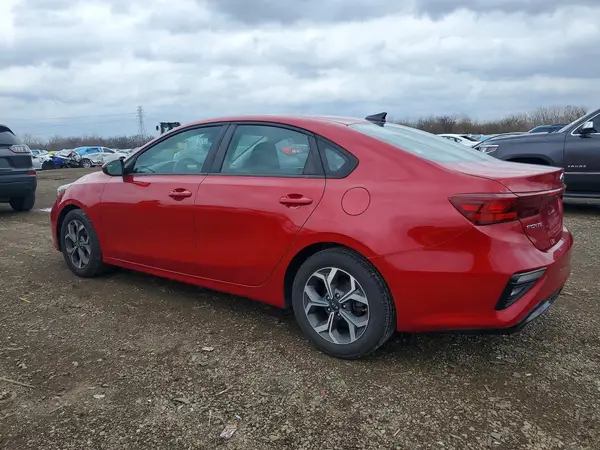 3KPF24AD2KE136833 2019 KIA FORTE - Image 2