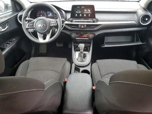 3KPF24AD2KE137139 2019 KIA FORTE - Image 8