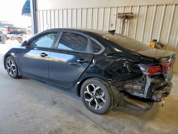 3KPF24AD2LE140706 2020 KIA FORTE - Image 2