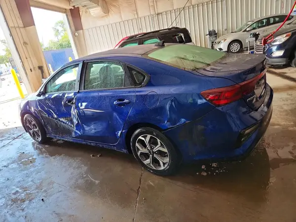 3KPF24AD2LE141175 2020 KIA FORTE - Image 2