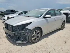 3KPF24AD2LE141340 2020 KIA FORTE