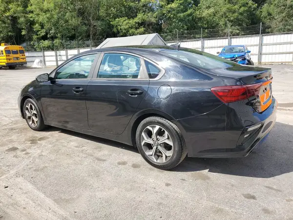 3KPF24AD2LE145498 2020 KIA FORTE - Image 2