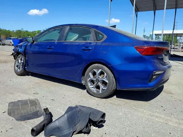 3KPF24AD2LE150250 2020 KIA FORTE - Image 2