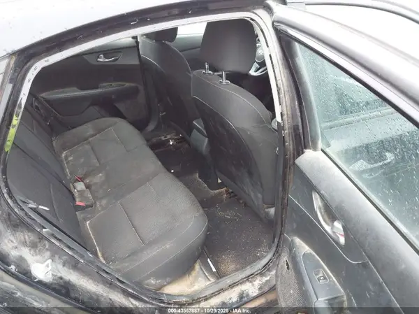3KPF24AD2LE155643 2020 KIA FORTE - Image 8