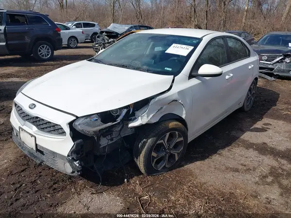 3KPF24AD2LE157019 2020 KIA FORTE - Image 2