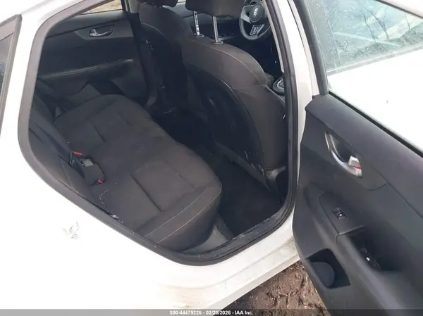 3KPF24AD2LE157019 2020 KIA FORTE - Image 8