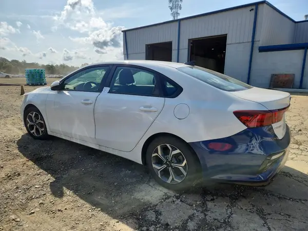 3KPF24AD2LE160860 2020 KIA FORTE - Image 2