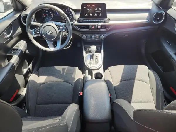 3KPF24AD2LE170000 2020 KIA FORTE - Image 8