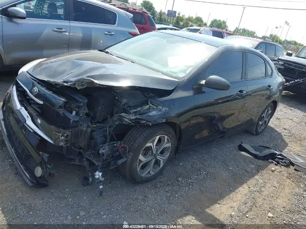 3KPF24AD2LE173642 2020 KIA FORTE - Image 2
