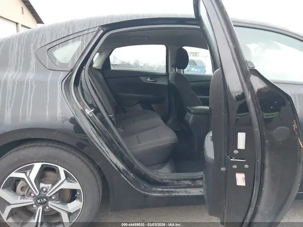 3KPF24AD2LE174807 2020 KIA FORTE - Image 8
