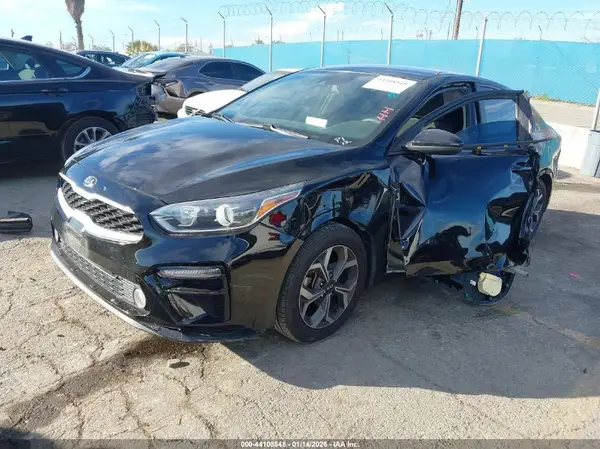3KPF24AD2LE174810 2020 KIA FORTE - Image 2