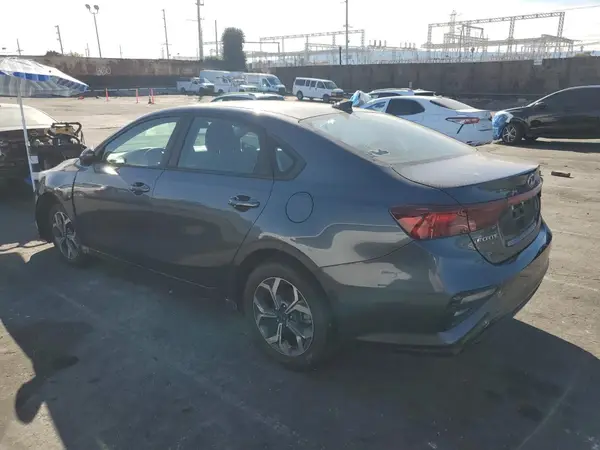 3KPF24AD2LE185340 2020 KIA FORTE - Image 2