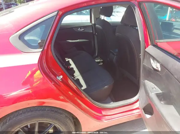 3KPF24AD2LE188111 2020 KIA FORTE - Image 8