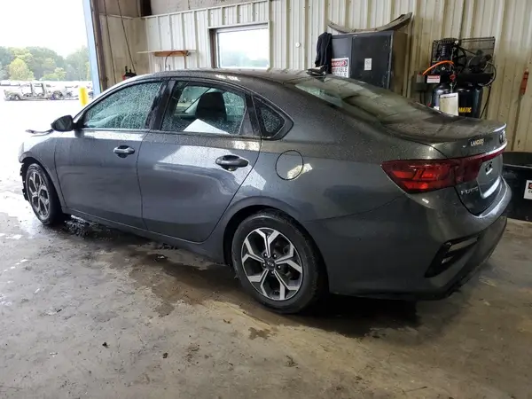 3KPF24AD2LE191252 2020 KIA FORTE - Image 2