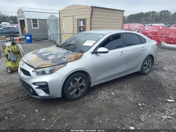 3KPF24AD2LE191493 2020 KIA FORTE - Image 2