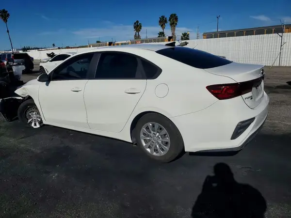3KPF24AD2LE192076 2020 KIA FORTE - Image 2