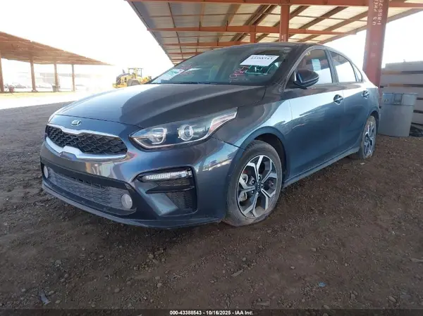 3KPF24AD2LE192403 2020 KIA FORTE - Image 2