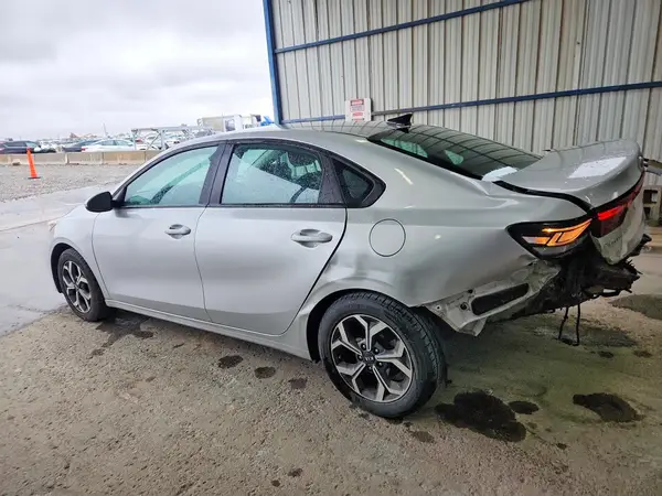 3KPF24AD2LE201391 2020 KIA FORTE - Image 2