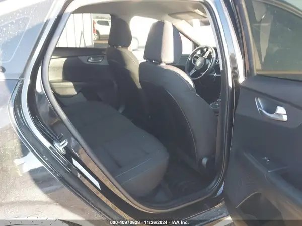 3KPF24AD2LE205909 2020 KIA FORTE - Image 8