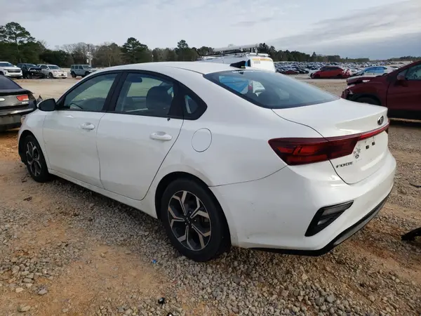 3KPF24AD2LE212097 2020 KIA FORTE - Image 2
