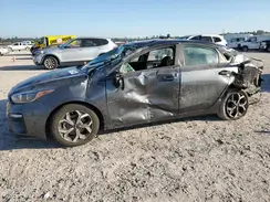 3KPF24AD2LE212990 2020 KIA FORTE