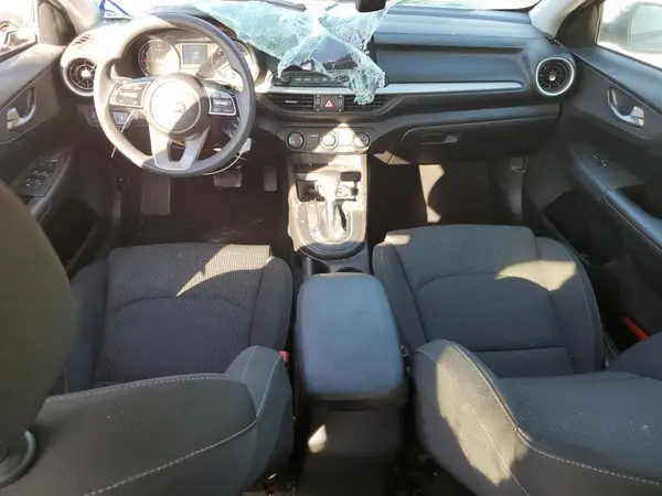 3KPF24AD2LE212990 2020 KIA FORTE - Image 8