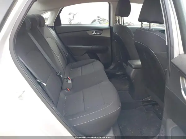 3KPF24AD2LE223570 2020 KIA FORTE - Image 8