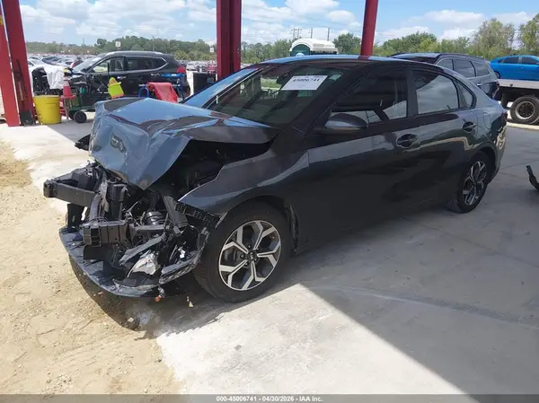 3KPF24AD2LE225092 2020 KIA FORTE - Image 2