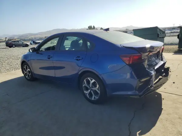 3KPF24AD2LE231328 2020 KIA FORTE - Image 2