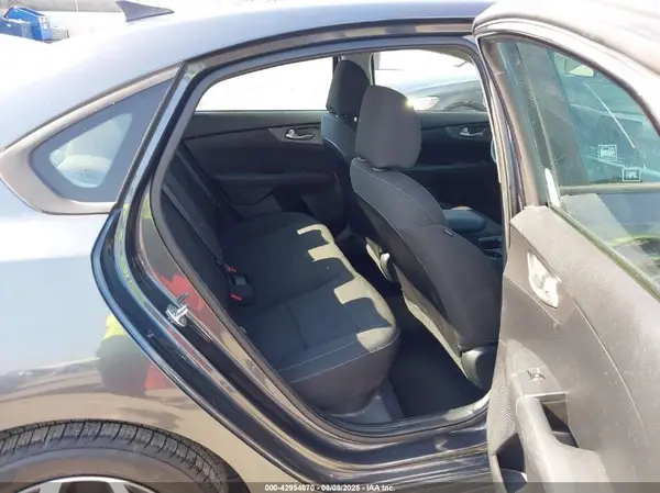 3KPF24AD2LE231703 2020 KIA FORTE - Image 8
