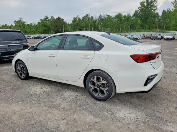 3KPF24AD2LE232317 2020 KIA FORTE - Image 2