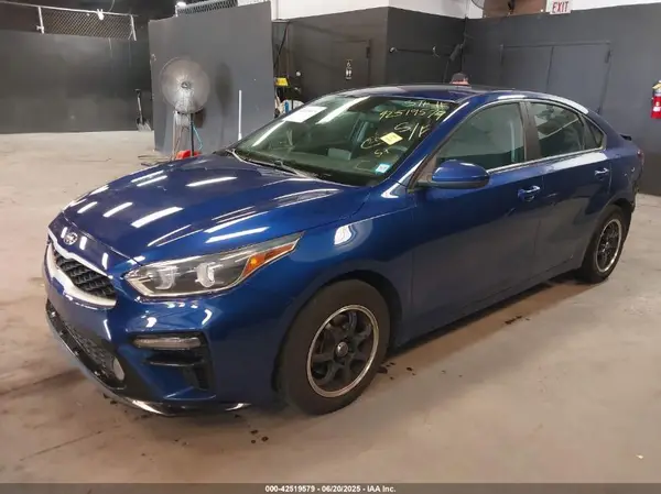 3KPF24AD2LE232365 2020 KIA FORTE - Image 2