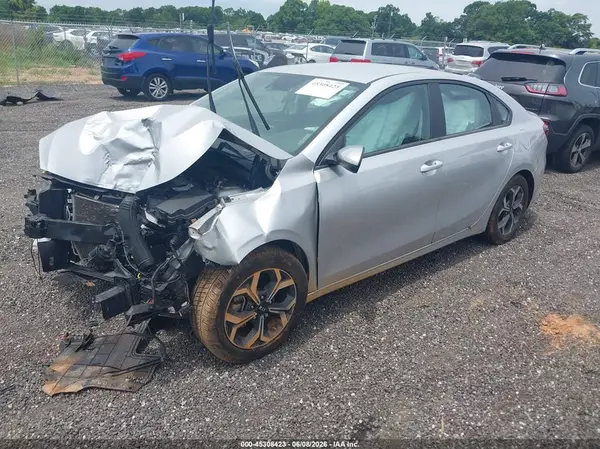 3KPF24AD2LE234049 2020 KIA FORTE - Image 2