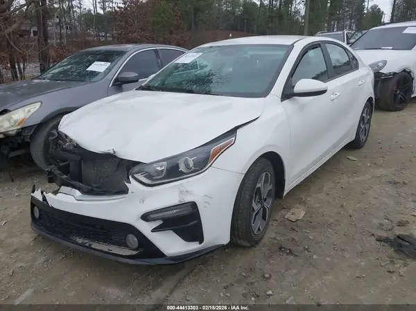 3KPF24AD2LE235038 2020 KIA FORTE - Image 2