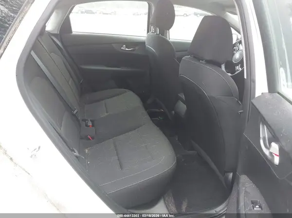 3KPF24AD2LE235038 2020 KIA FORTE - Image 8