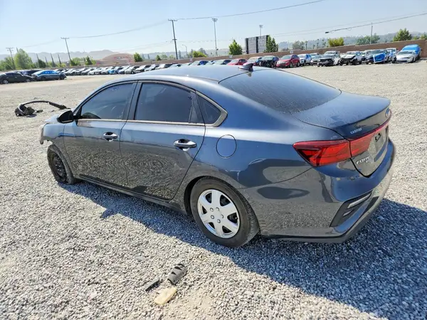 3KPF24AD2LE235699 2020 KIA FORTE - Image 2